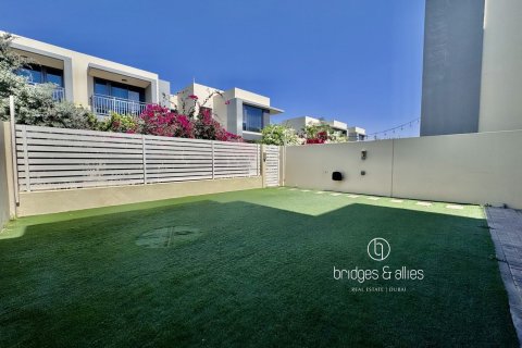 Villa de 3 dormitorios en Dubai Hills Estate, UAE No. 148163 25
