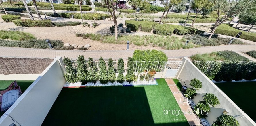 Villa de 3 dormitorios en Dubai Hills Estate, UAE No. 148159