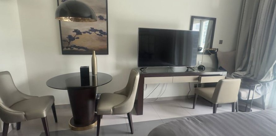 Studio Apartment in Business Bay, UAE No. 208193