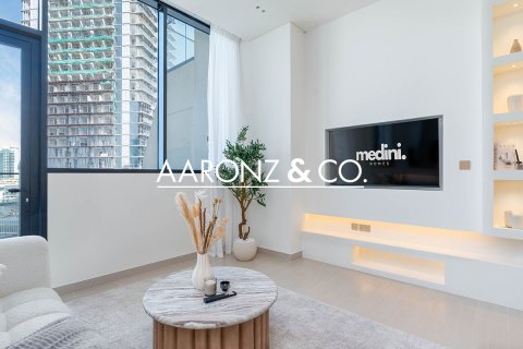 Квартира с 1 спальней в Джумейра Вилладж Серкл, ОАЭ №148441 4