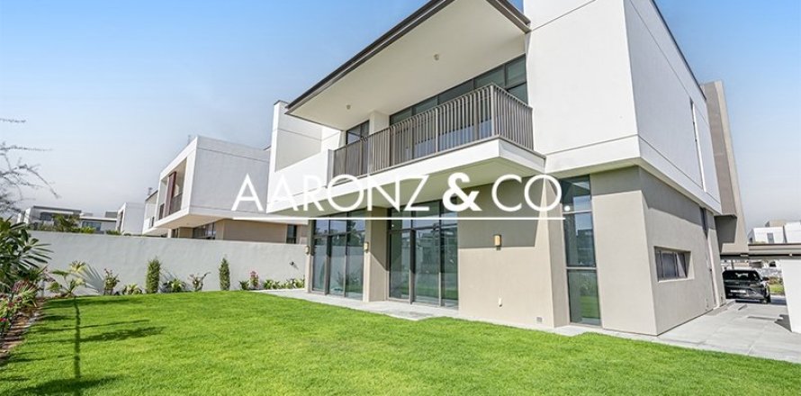 Вилла с 5 спальнями в Al Furjan, ОАЭ №148442