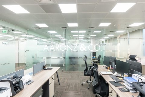 434m² Office in Business Bay, UAE No. 148444 9