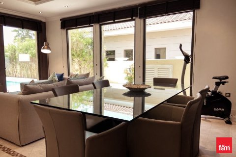 Villa de 4 chambres  No. 116211 16