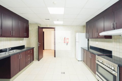 2 غرف نوم شقة في Emirates Crown, الإمارات العربية المتحدة رقم 28313 21