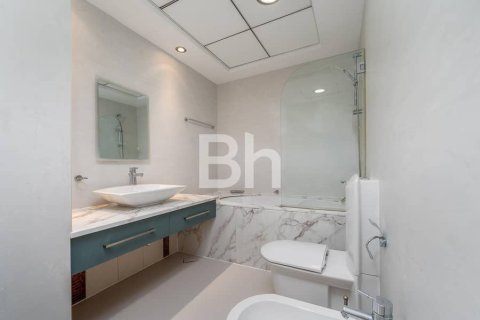 Квартира с 3 спальнями  №114074 16