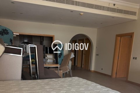 Apartment de 2 dormitorios en Shoreline Apartments, UAE No. 184843 8