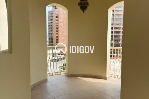 Apartment de 2 dormitorios en Shoreline Apartments, UAE No. 184843 11