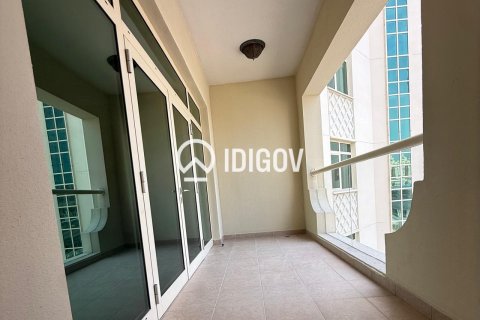 Apartment de 2 dormitorios en Shoreline Apartments, UAE No. 184844