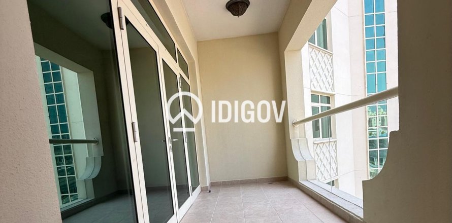 Apartment de 2 dormitorios en Shoreline Apartments, UAE No. 184844
