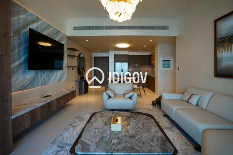 Apartment de 2 dormitorios en EMAAR Beachfront, UAE No. 184846 3