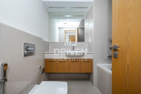 Квартира с 2 спальнями в Bellevue Towers, ОАЭ №192337 8