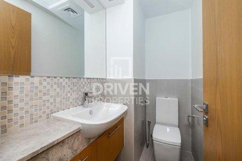 Квартира с 2 спальнями в Bellevue Towers, ОАЭ №192337 9