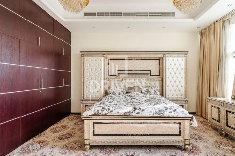 Villa de 4 dormitorios en Hacienda, UAE No. 193197 8