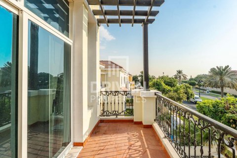 Villa de 4 dormitorios en Hacienda, UAE No. 193197 11