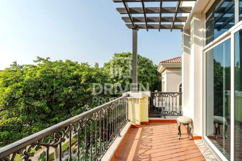 Villa de 4 dormitorios en Hacienda, UAE No. 193197 29