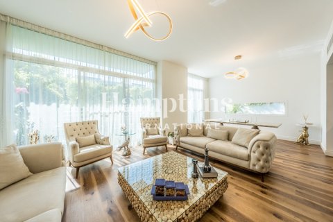 Таунхаус с 3 спальнями №126431 2