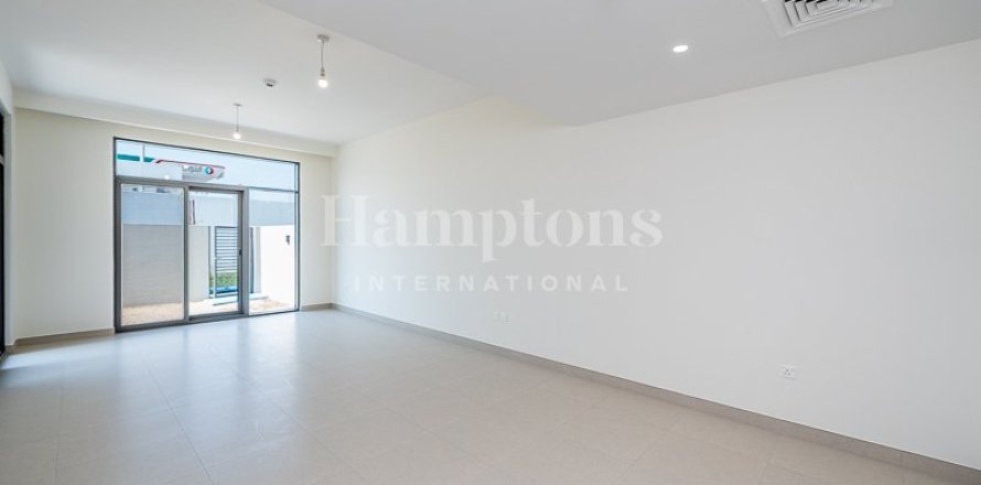 Вилла с 4 спальнями  №126433