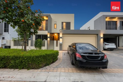 Villa de 4 dormitorios en Dubai Hills Estate, UAE No. 149506 3