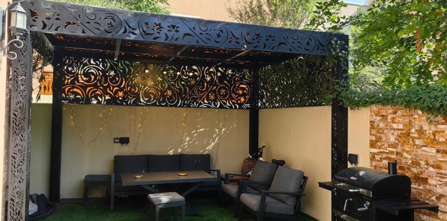 Таунхаус с 4 спальнями в Дубай, ОАЭ №147565