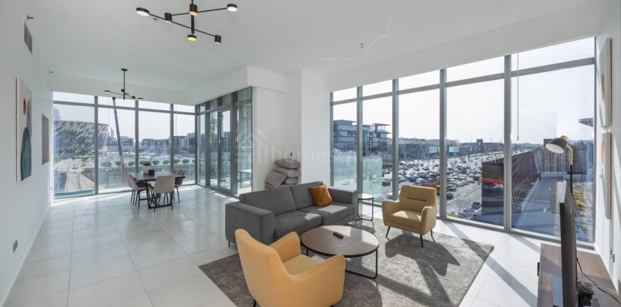 Apartment de 2 dormitorios en Al Satwa, UAE No. 168944