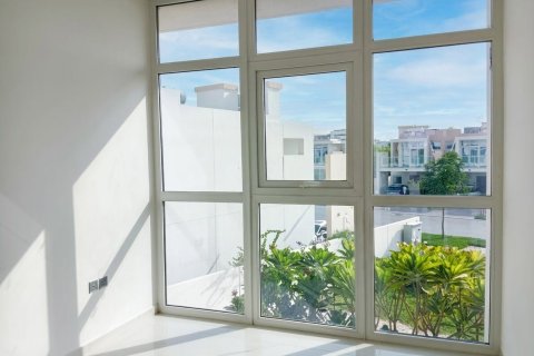 3 bedrooms Villa in DAMAC Hills (Akoya by DAMAC), UAE No. 168939 8