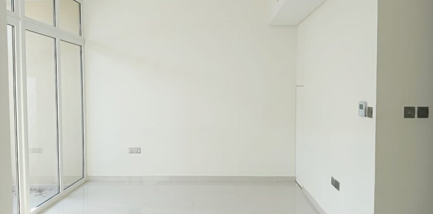 3 bedrooms Villa in DAMAC Hills (Akoya by DAMAC), UAE No. 168939