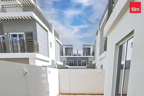 3 bedrooms Townhouse in Dubai, UAE No. 137282 15