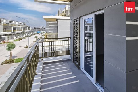 3 bedrooms Townhouse in Dubai, UAE No. 137282 6