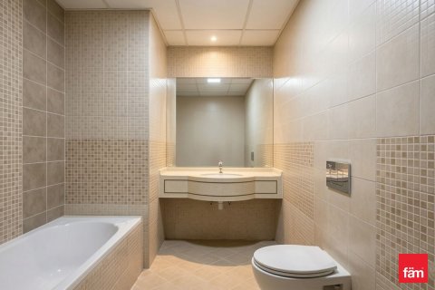 Квартира с 2 спальнями в Дубай Марина, ОАЭ №163748 3
