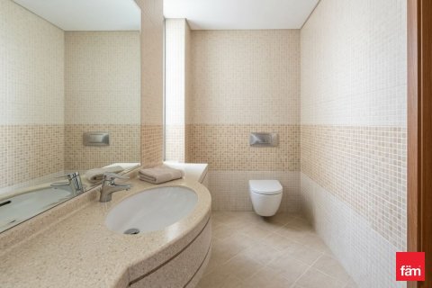 Квартира с 2 спальнями в Дубай Марина, ОАЭ №163748 4