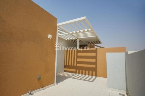 Townhouse de 3 dormitorios en DAMAC Hills (Akoya by DAMAC), UAE No. 156633 22