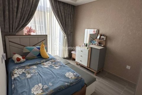 Townhouse de 3 dormitorios en DAMAC Hills (Akoya by DAMAC), UAE No. 156633 12