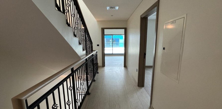 3 bedrooms Townhouse in Damac Lagoons, UAE No. 156632