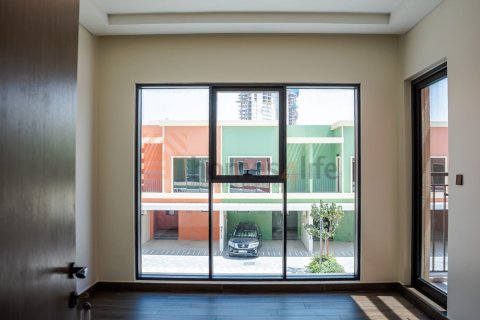 3 bedrooms Townhouse in Damac Lagoons, UAE No. 156632 6