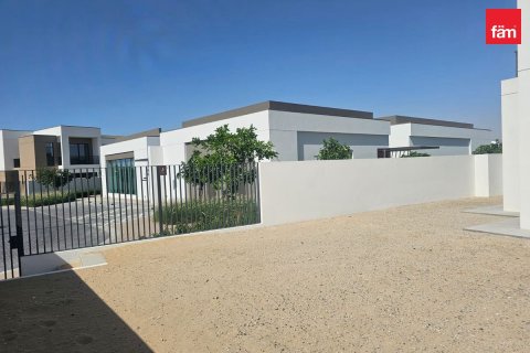 4 bedrooms Townhouse in Dubai, UAE No. 168574 3