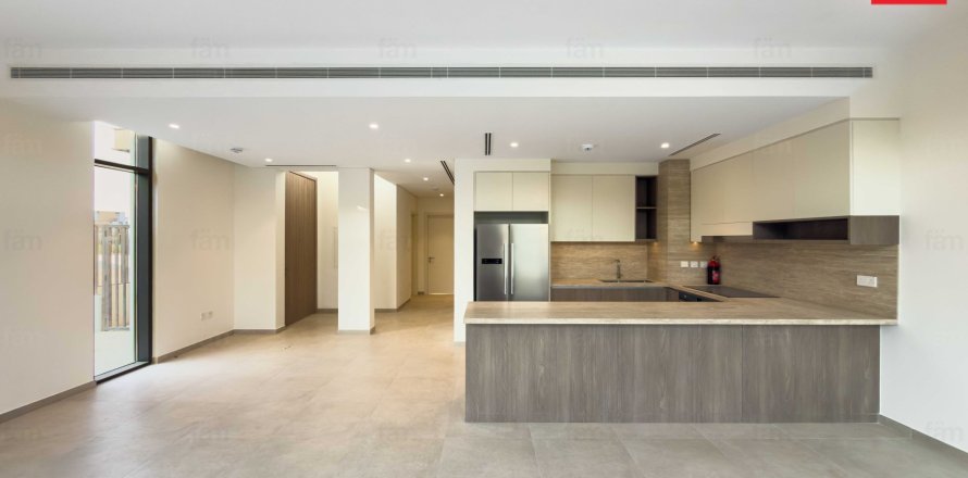 4 غرف نوم تاون هاوس  رقم 119436