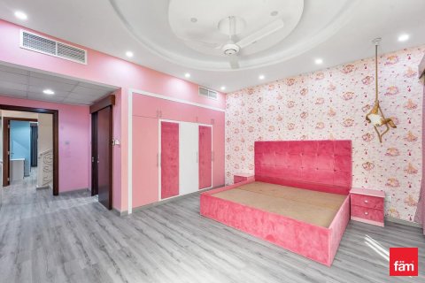 4 غرف نوم فيلا  رقم 119432 19