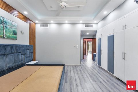 4 غرف نوم فيلا  رقم 119432 18