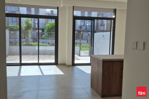 Таунхаус с 3 спальнями в Дубай, ОАЭ №141264 3