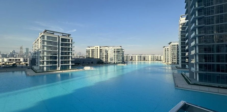 Appartement de 2 chambres à Dubai, UAE No. 100938