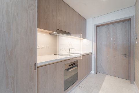 47.1m² Apartment in The Palm Tower, UAE No. 34525 6