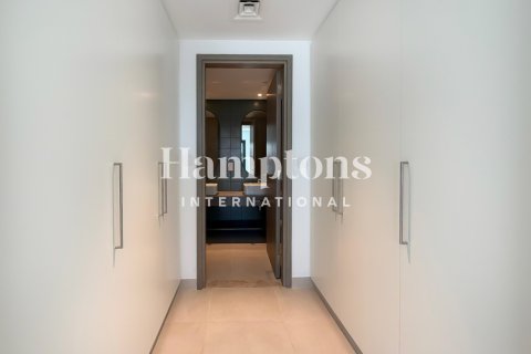 Квартира с 2 спальнями в City Walk Phase 2, ОАЭ №141992 20