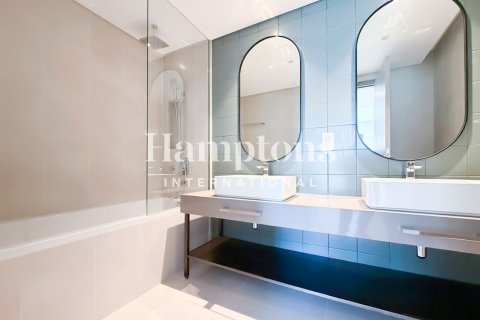 Квартира с 2 спальнями в City Walk Phase 2, ОАЭ №141992 19