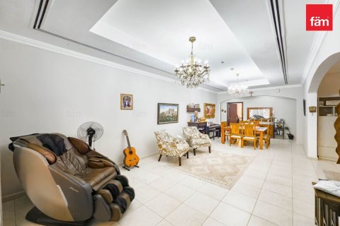 Квартира с 3 спальнями  №120391 4