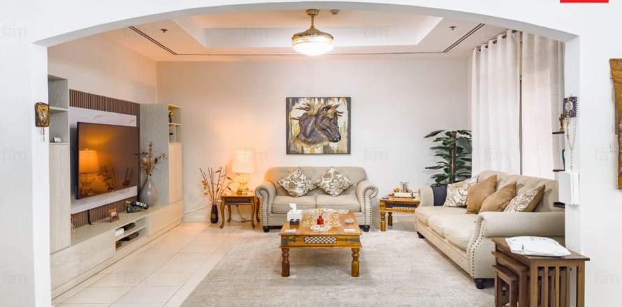 Квартира с 3 спальнями  №120391