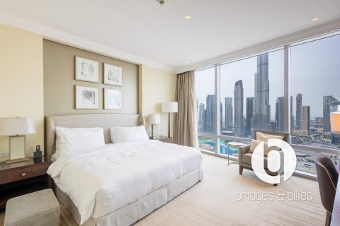 Квартира с 2 спальнями в Даунтаун Дубай (Даунтаун Бурдж Дубай), ОАЭ №154443 7