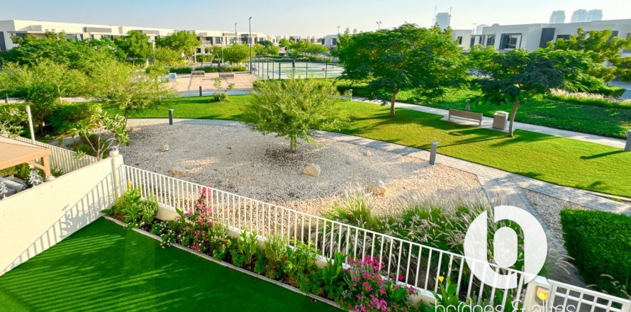 Villa de 5 dormitorios en Dubai Hills Estate, UAE No. 154442