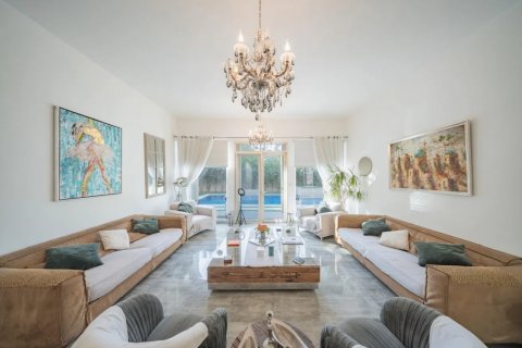 3 bedrooms Villa in Dubai, UAE No. 183411 4