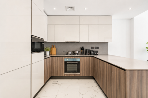 1 bedroom Apartment in Business Bay, UAE No. 183410 10