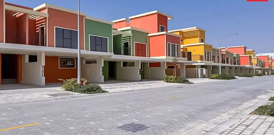 Townhouse de 4 chambres à Dubai, UAE No. 208000